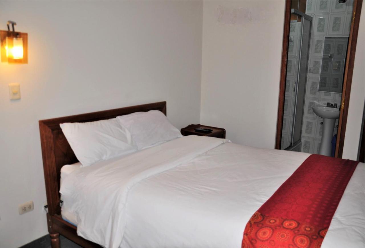 Cesar'S Hotel Peru Puno Esterno foto